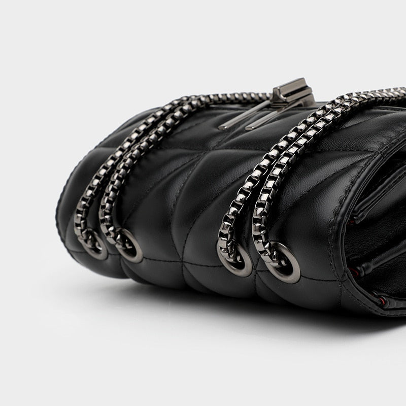 Mala Manu Crossbody